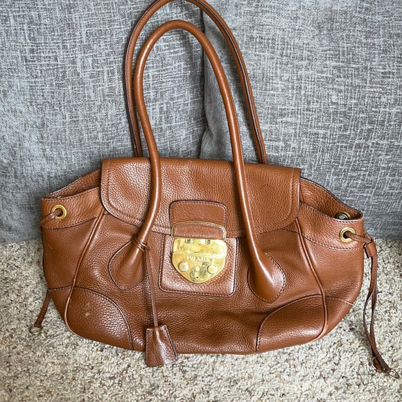 Brown leather Prada satchel - Picture 1 of 13